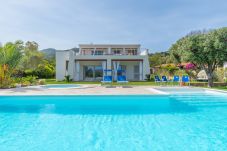 Appartamento a Porto Rotondo - BRORENT - Villa Tyra (appartamento in villa)