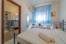 Rent by room in Olbia - emilia room 2